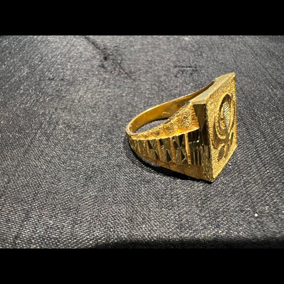 22k gold ring - Picture 2 of 2